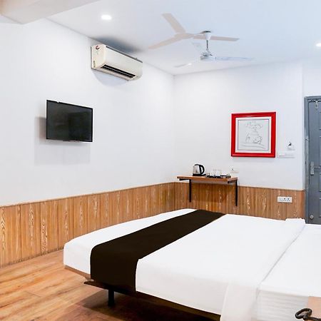 Отель Super Townhouse Nagpur Railway Station Экстерьер фото