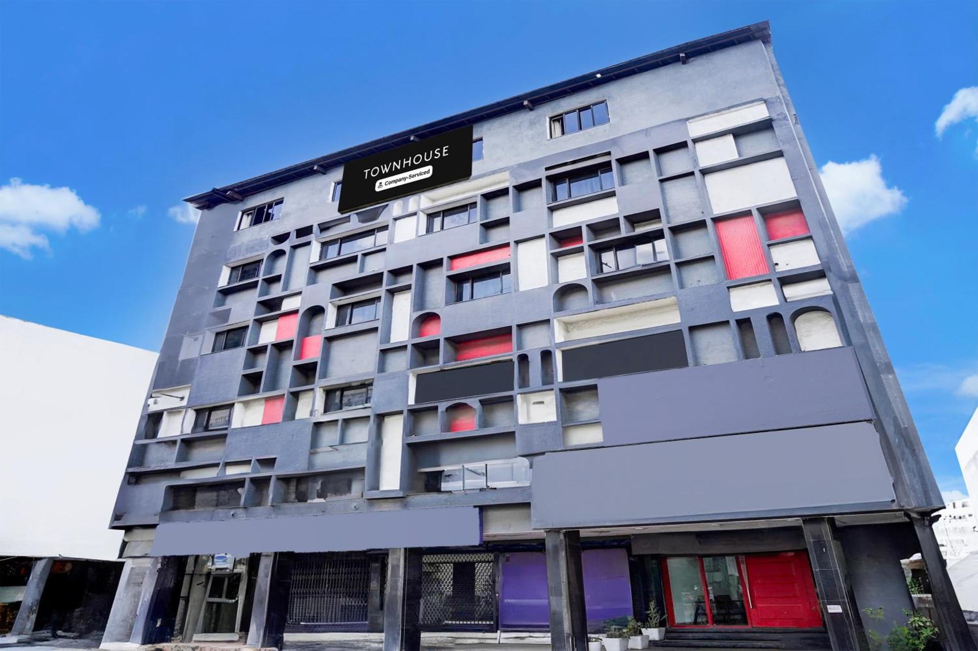 Отель Super Townhouse Nagpur Railway Station Экстерьер фото