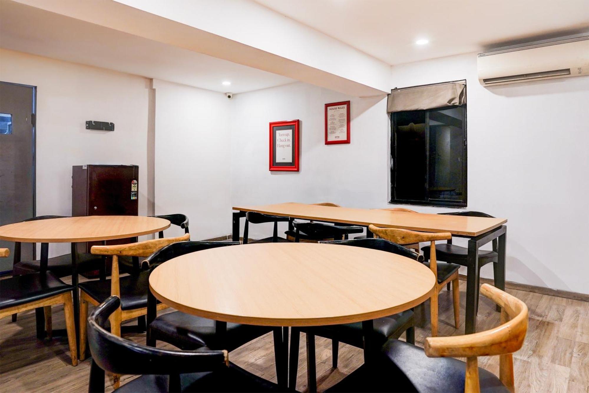 Отель Super Townhouse Nagpur Railway Station Экстерьер фото