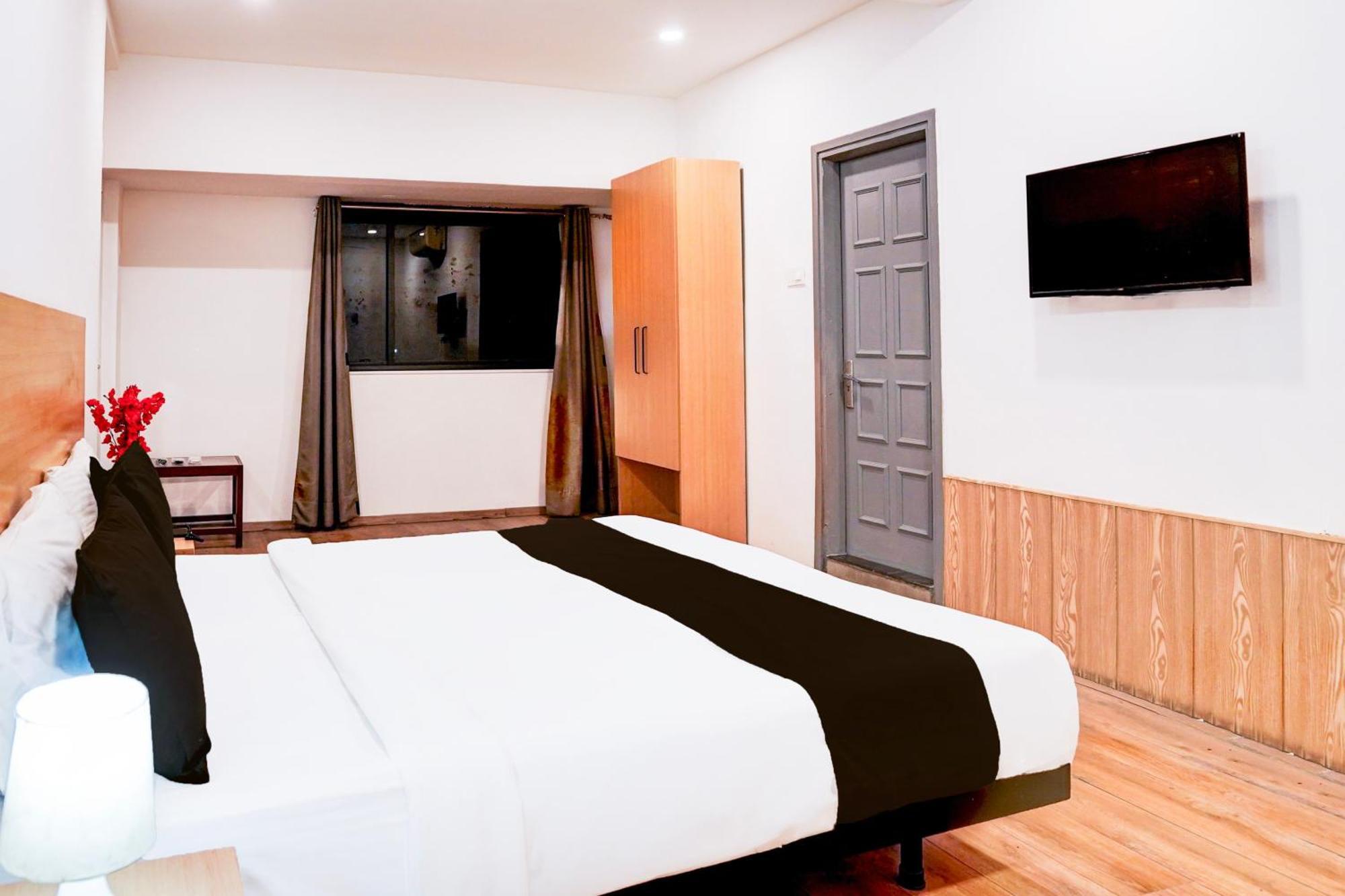 Отель Super Townhouse Nagpur Railway Station Экстерьер фото
