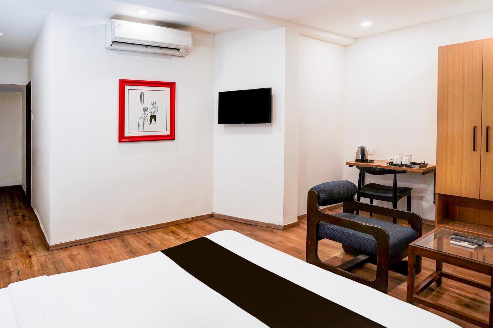 Отель Super Townhouse Nagpur Railway Station Экстерьер фото