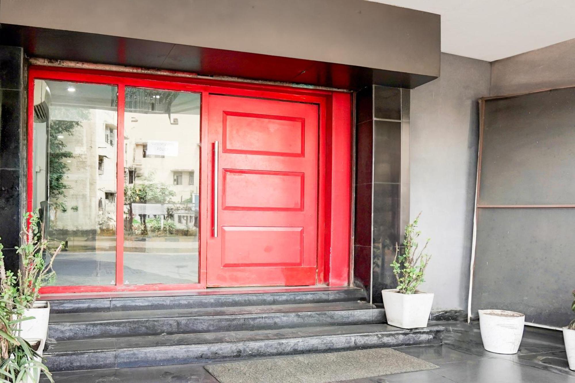 Отель Super Townhouse Nagpur Railway Station Экстерьер фото