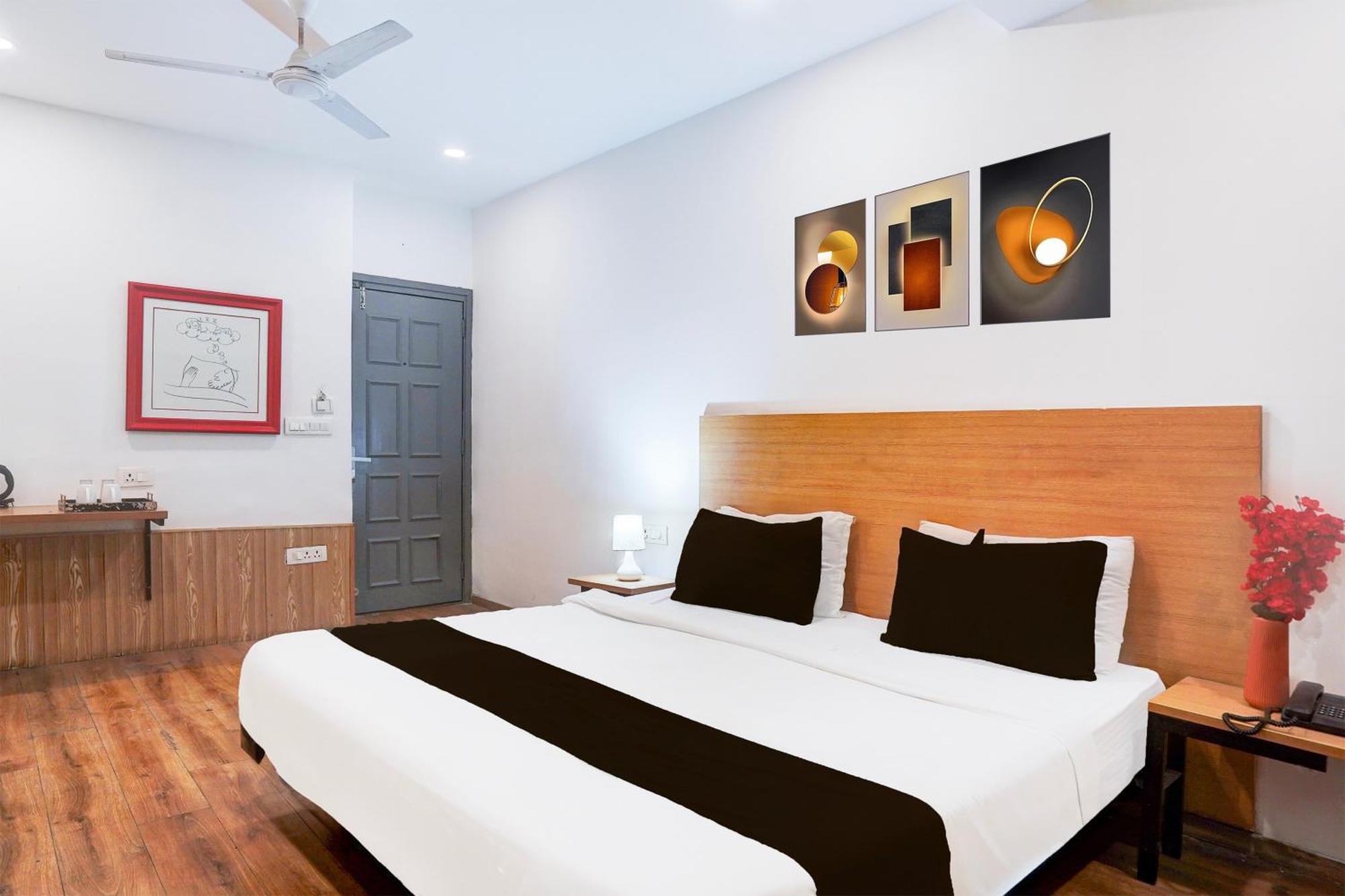 Отель Super Townhouse Nagpur Railway Station Экстерьер фото
